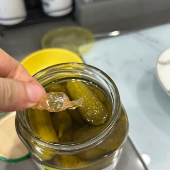 Kornişon Turşuda Şeker Poşeti Şoku: Sağlık Ve Güvenlik Riski