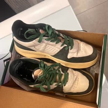 Intersport 3 Ayda Yırtılan Lacoste Ayakkabı İçin İade Talebim Reddedildi, Mağduriyet Yaşıyorum