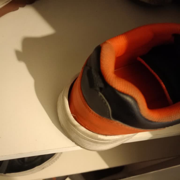 Kısa Sürede Hasar Gören Ayakkabıya Çözüm Sunulmadı