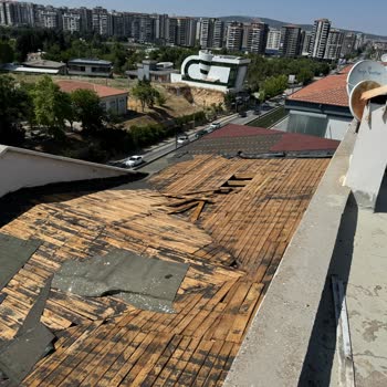 Çatı Onarımı Yarım Kaldı, Ödeme Yapmama Rağmen Mağdur Edildim