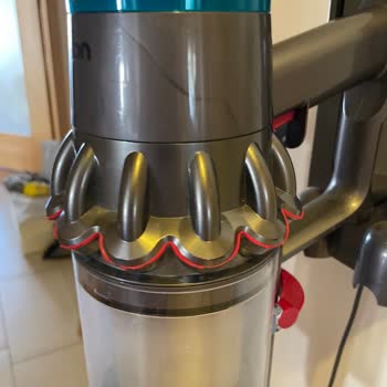 Dyson V15 Süpürgede Çekim Gücü Kaybı Ve Garanti Kapsamında Onarım Talebi