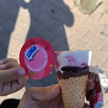 Satın Alınan Dondurmanın İçinden Hiç Dondurma Çıkmadı, Çocuklarım Üzüldü