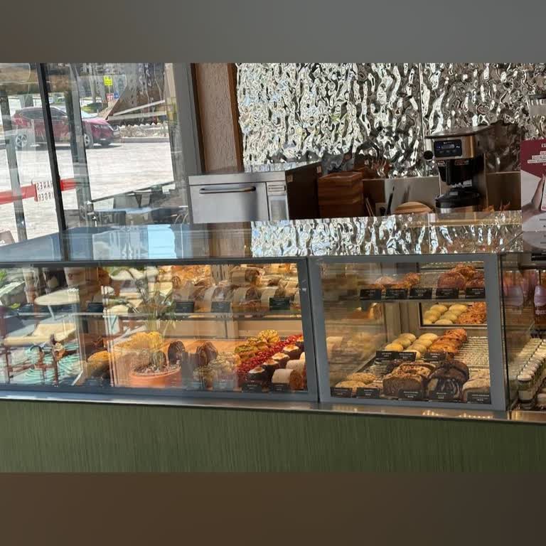 İlgisiz Hizmet Ve Soğuk Kahve Deneyimi Hayal Kırıklığı Yarattı