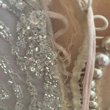 Fezemrental Dress Kirli, Görselle Alakasız Elbise Gönderip Para İadesini Eksik Yapıyor