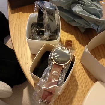 Sipariş Ettiğim Saatler Beklediğim Kalitede Çıkmadı Ve Satıcıya Ulaşamıyorum