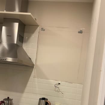 Mutfak Dolabının Üzerime Düşmesi Sonucu Mağduriyet Ve İlgisizlik