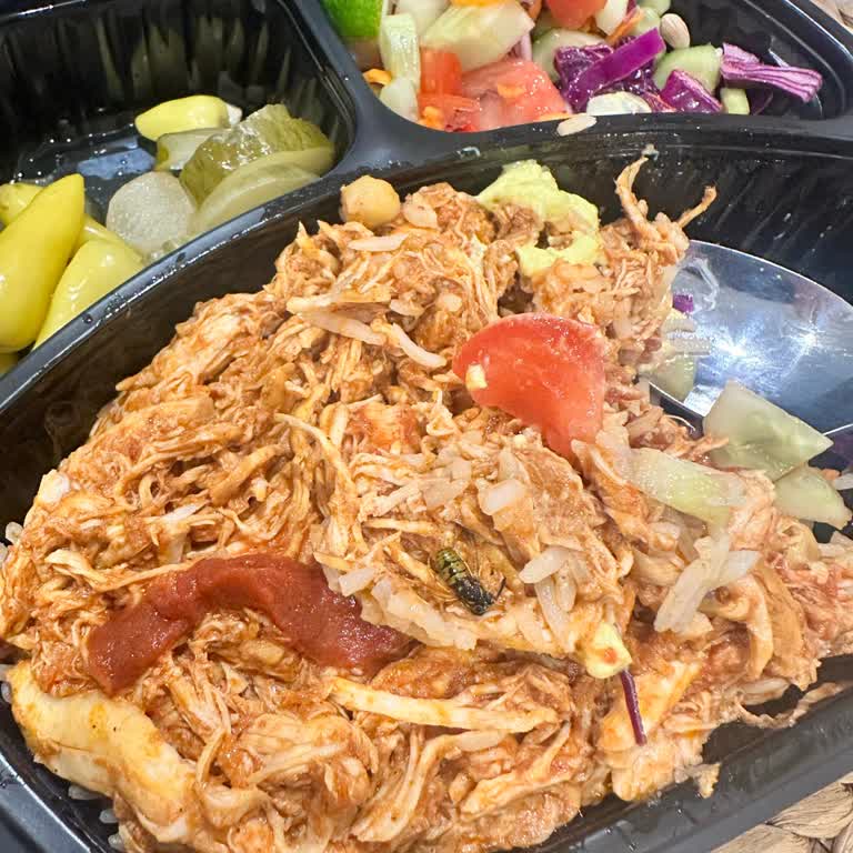 Pilavdan Arı Çıktı, Ücret İadesi Yapılmadı