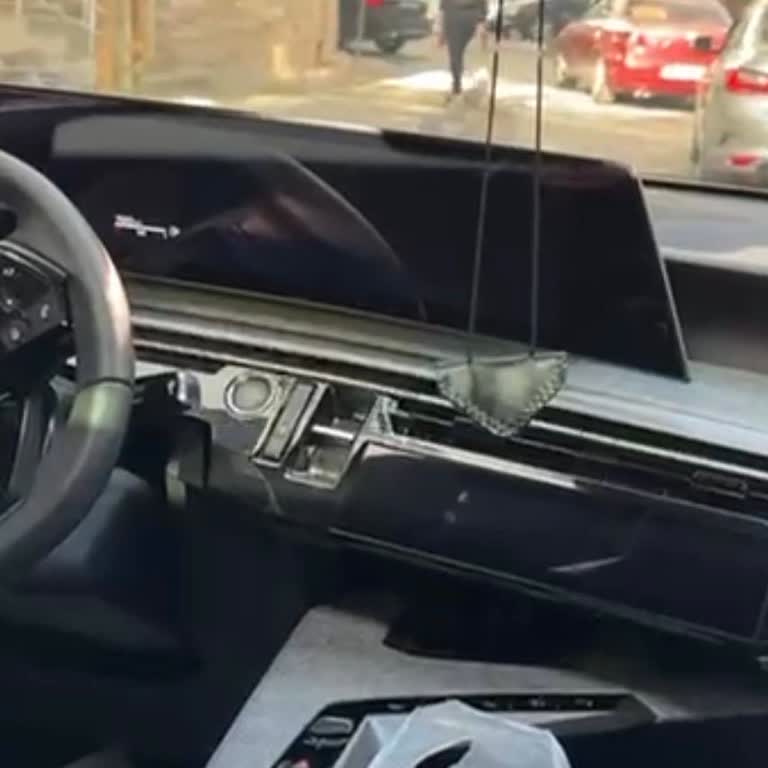 Peugeot 3008 Sıfır Araçta Kronik Ekran Arızası Ve Çözülmeyen Mağduriyet