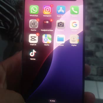 Apple 15 Pro Max'te Kırılan Arka Cam Ve Batarya Şişmesi Sonrası Güvenlik Sorunu