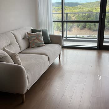 Koltuk Teslimatında Yanlış Renk Kırlent Gönderildi, Mağaza Çözüm Sunmuyor