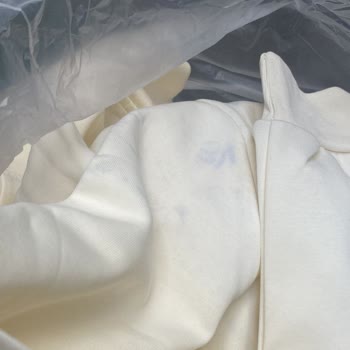 Lekeli Ürün Ve Cevapsız Satıcı: İade Talebim Karşılanmadı