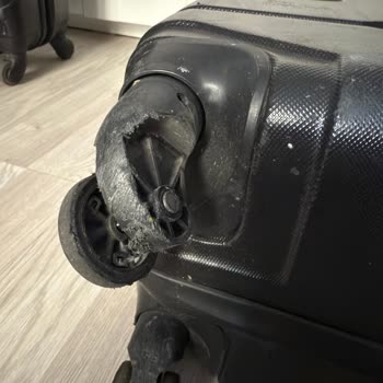 Pegasus Uçuşunda Hasarlı Bagaj Ve İade Sürecinde Yaşanan Mağduriyet