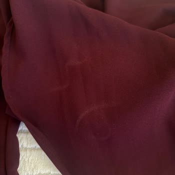 Özlem Albayrak Giyim Defolu Ve Lekeli Gelen Ürünün İadesi Reddedildi