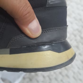 Kinetix Ayakkabıda Tekrarlayan Açılma Ve Yırtılma Sorunları Mağaza Desteği Bekliyorum