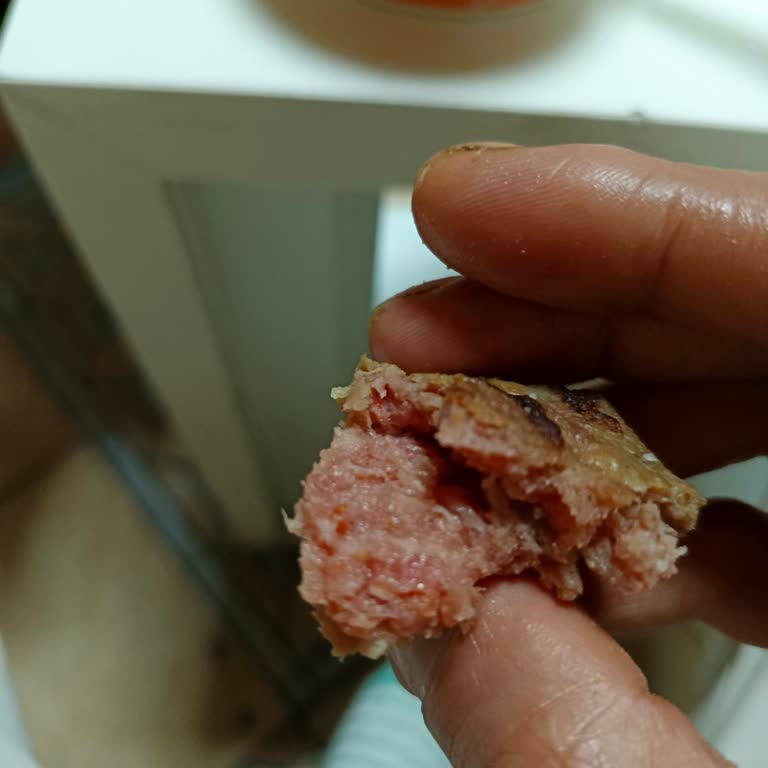 Çiğ Köfte Ve İletişimsizlik Nedeniyle Ücret İadesi Talebim