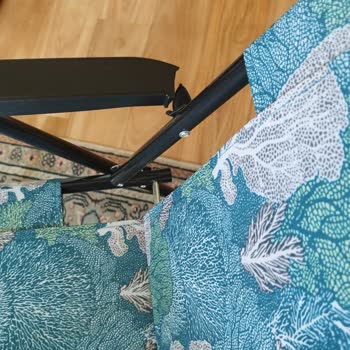 Kırık Sandalye İçin Çözüm Sunulmadı, Yaşlı Annem Mağdur Oldu