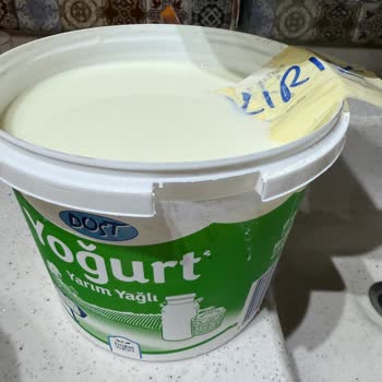 BİMden Alınan Yoğurt Bozuk Çıktı Sağlığım Riske Girdi