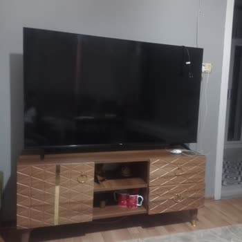 Televizyonun Sürekli Arızalanması Ve Yetersiz Servis Deneyimi