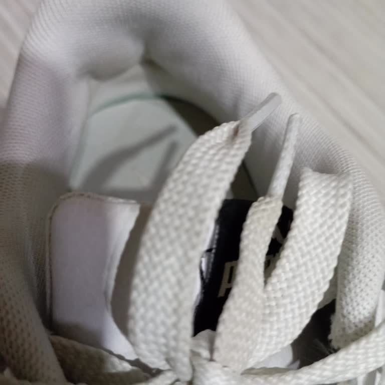 Aldığım Puma Ayakkabıda Sert Cisim Sorunu Ve Mağaza İlgisizliği