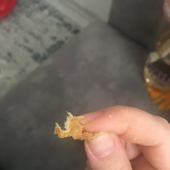 Eti Lifalif Bar İçinden Kartona Benzer Cisim Çıktı