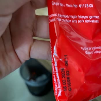 Ülker Çubuk Krakerde Birleşik Ve Hatalı Ürünler