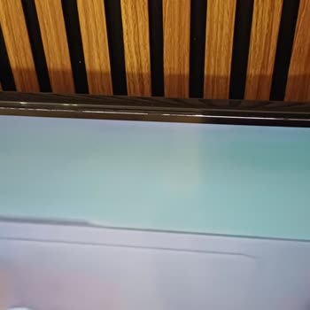 Vestel 4K Android TV'de Ölü Piksel Ve Ekran Kayması Sorununa Çözüm Bulunmuyor