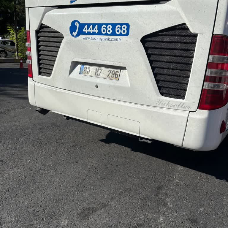 Otobüs Muavininin Yolcudan Haksız Para Talebi Ve Saygısız Davranışı