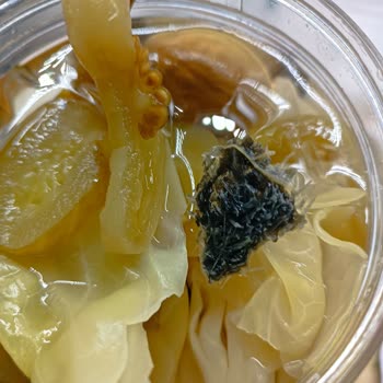 Turşu Ürününde Yabancı Cisim ve Koku Şikayeti