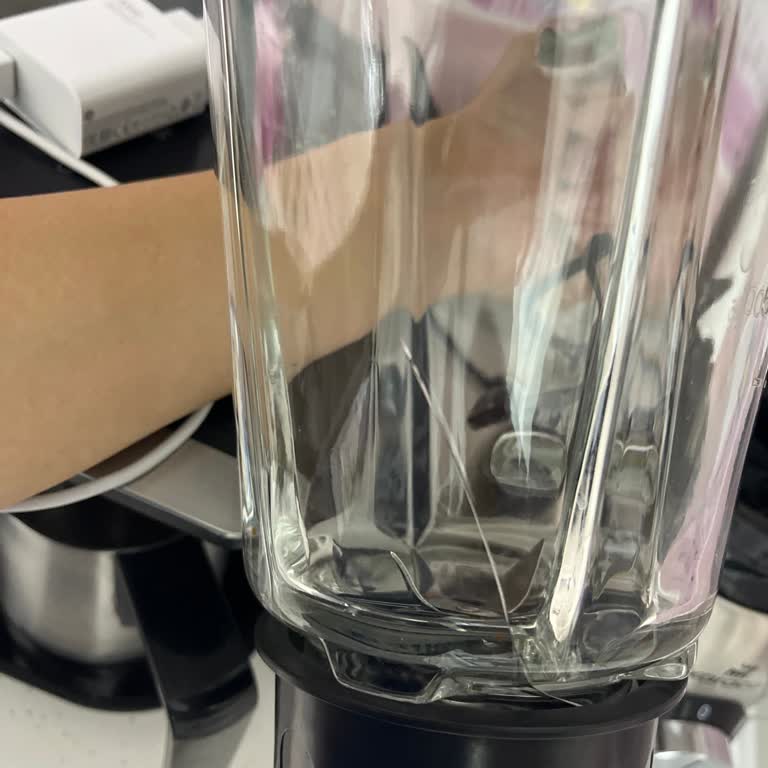 Garanti Kapsamındaki Blenderın Cam Haznesi Normal Kullanımda Çatladı