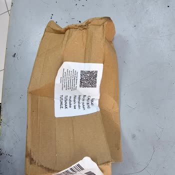 Ezilmiş Ve Parçalanmış Salatalık Fideleri Teslim Edildi, Satıcıya Ulaşamıyorum