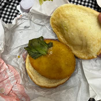 Siparişimde Ezilmiş Ve Bayat Ürünler Teslim Edildi