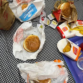 Siparişimde Ezilmiş Ve Bayat Ürünler Teslim Edildi