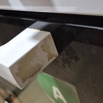 Hasarlı Ve Arızalı Fırın İçin Çözüm Bulunmuyor, Mağdur Ediliyorum