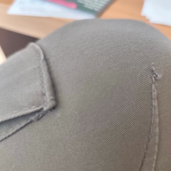 Aldığım Pantolonlarda Kusur Ve Yetersiz Müşteri Hizmeti Hayal Kırıklığı Yarattı