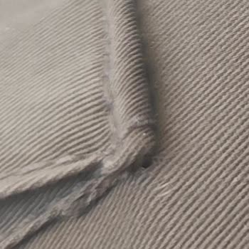 Aldığım Pantolonlarda Kusur Ve Yetersiz Müşteri Hizmeti Hayal Kırıklığı Yarattı