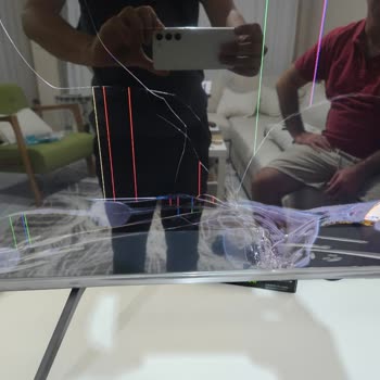 Kırık Gelen TV Ve İlgisiz Müşteri Hizmetleri Mağduriyeti