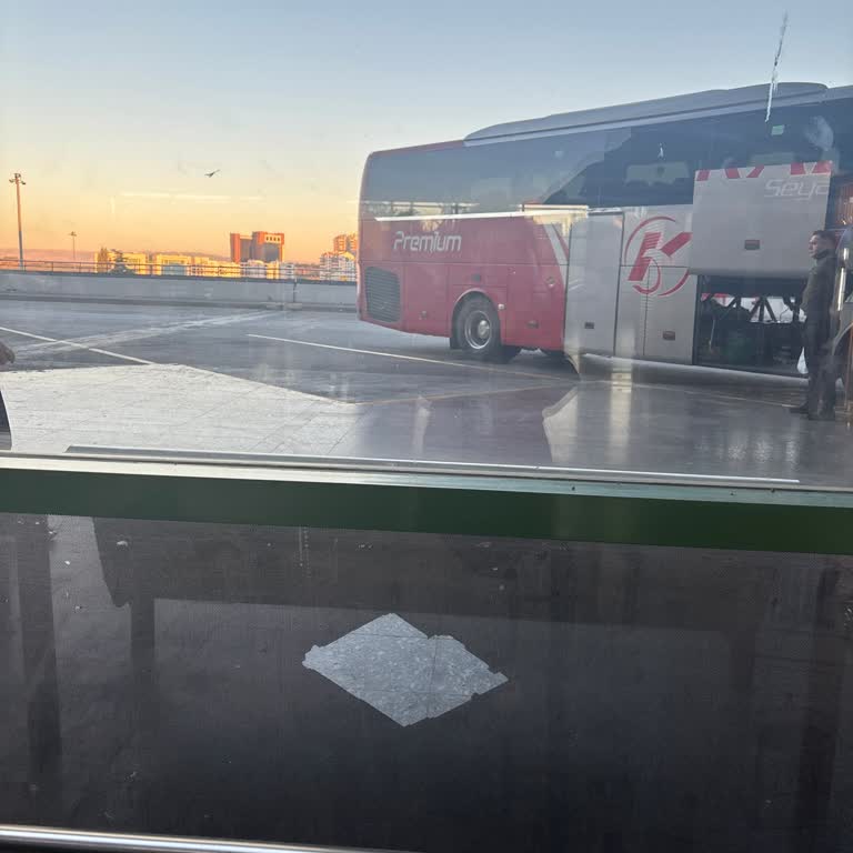 Otobüs 5 Dakika Gecikmemde Haber Vermeden Hareket Etti Bilet Ücretim İade Edilmiyor