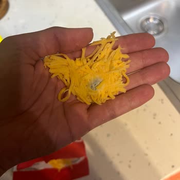 Küflü Ürün Ve İlgisiz Müşteri Hizmetleri Mağduriyeti