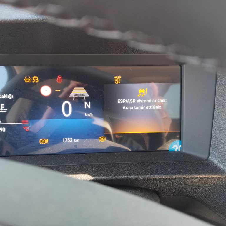 Opel Asal Bayisinden Aldığım Araçta Sürekli Sorunlar Ve Yetersiz Servis Desteği