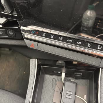 Renault Austral Metal Kontrol Tuşlarında Deformasyon Ve Yetersiz Garanti Desteği