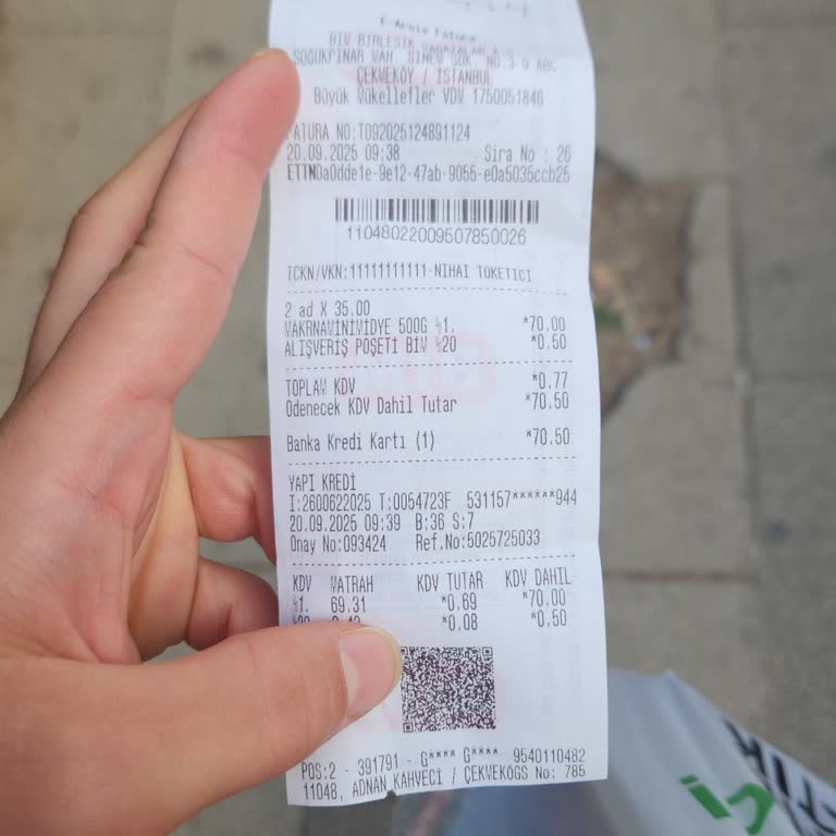 Son Kullanma Tarihi Geçmiş Tavuk Satışı Ve İlgisiz Personel