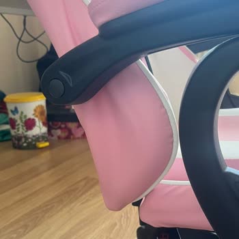 Oyuncu Koltuğunda Sırt Yaslama Mekanizması Sorunu Ve Yetersiz Müşteri Hizmeti