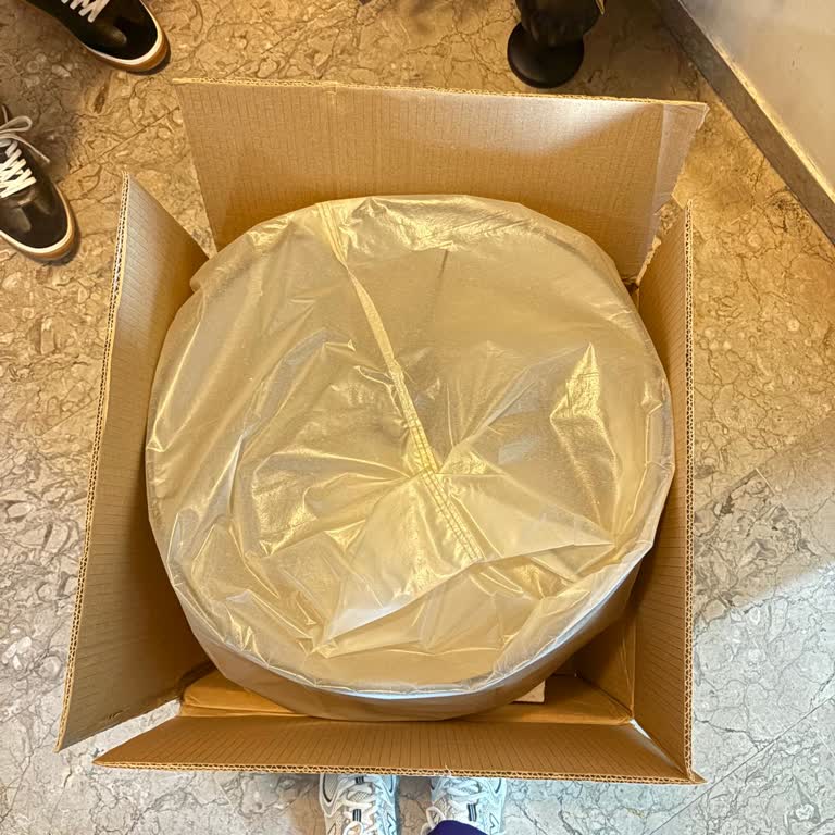 Sipariş Edilen Lambaderin Parçaları Eksik Gönderildi, Müşteri Hizmetlerinden Yanıt Alınamıyor