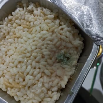 Son Kullanma Tarihi Geçmemiş Ürün Küflü Çıktı