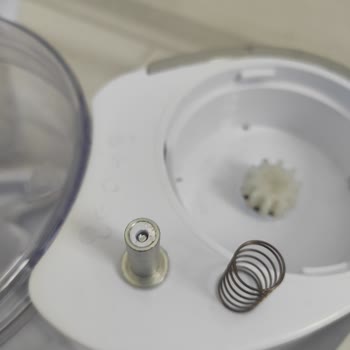 İlk Kullanımda Arızalanan Mutfak Robotu İçin Ücretsiz Tamir Talebi