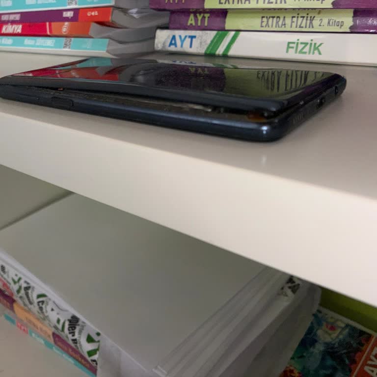 Kullanılmayan Telefonda Batarya Şişmesi Ve Güvenlik Riski: Ücretsiz Değişim Talebi