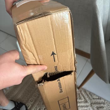 Kargom Caddeye Bırakıldı, Güvenliğe Teslim Edilmedi!