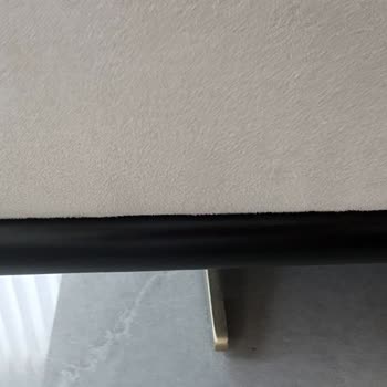 Enza Koltuk Ve Masa Kusurlu Teslim Edildi Müşteri Hizmetleri Çözüm Sunmuyor