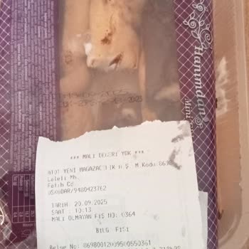 A101'de Sürekli Bozuk Ve Son Kullanma Tarihi Geçmiş Ürünler Satılıyor