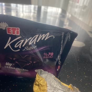 Eti Gıda Son Kullanma Tarihi Geçmemiş Çikolatada Yoğun Küf Tadı Endişesi!